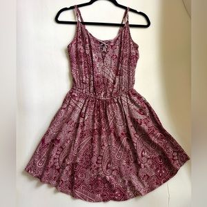 American Eagle Vintage Maroon and White patterned dress(size XXS)